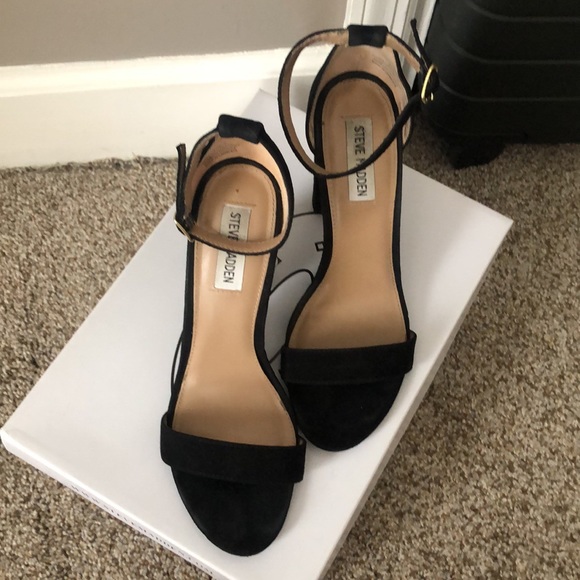 Suede Block Heels - Picture 2 of 4